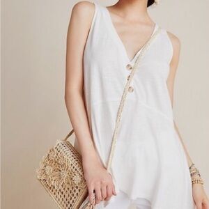 🌼 3/$25  Anthropology Maeve Button Tank